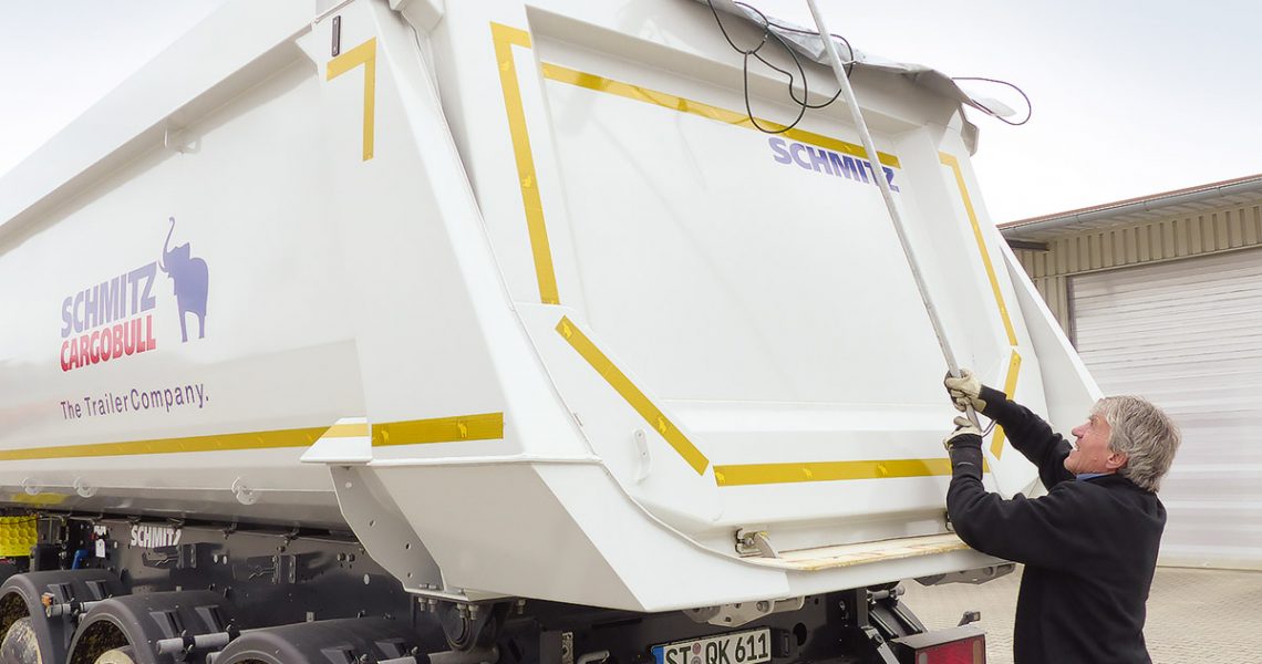 Scania R 450 4x2-Bausattel mit Schmitz-Cargobull-Auflieger