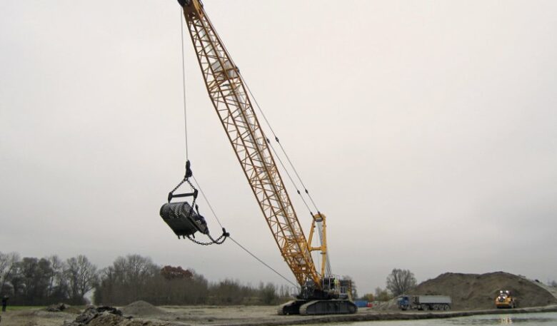 Schürfkübel für weltgrößten Hydroseilbagger