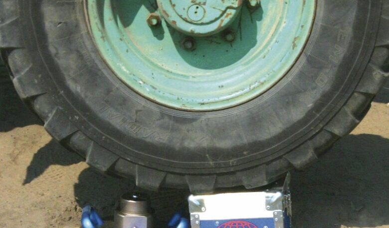 Unter den Radlader geraten