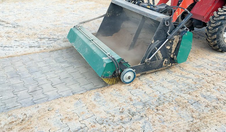 Hunklinger Pflasterverfuger PVS-01 mit Absander