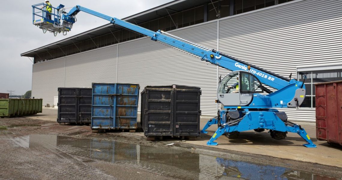 Genie GTH-4018R mit schwenkbarem Oberwagen