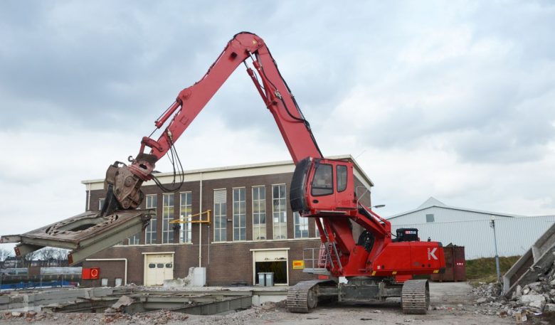 Sennebogen Abbruchbagger 830 E