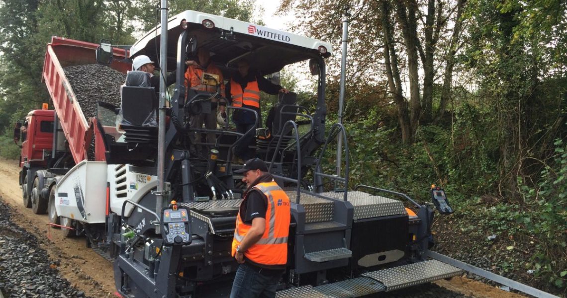 Topcon Bahnfertiger mit 3D-Steuerung