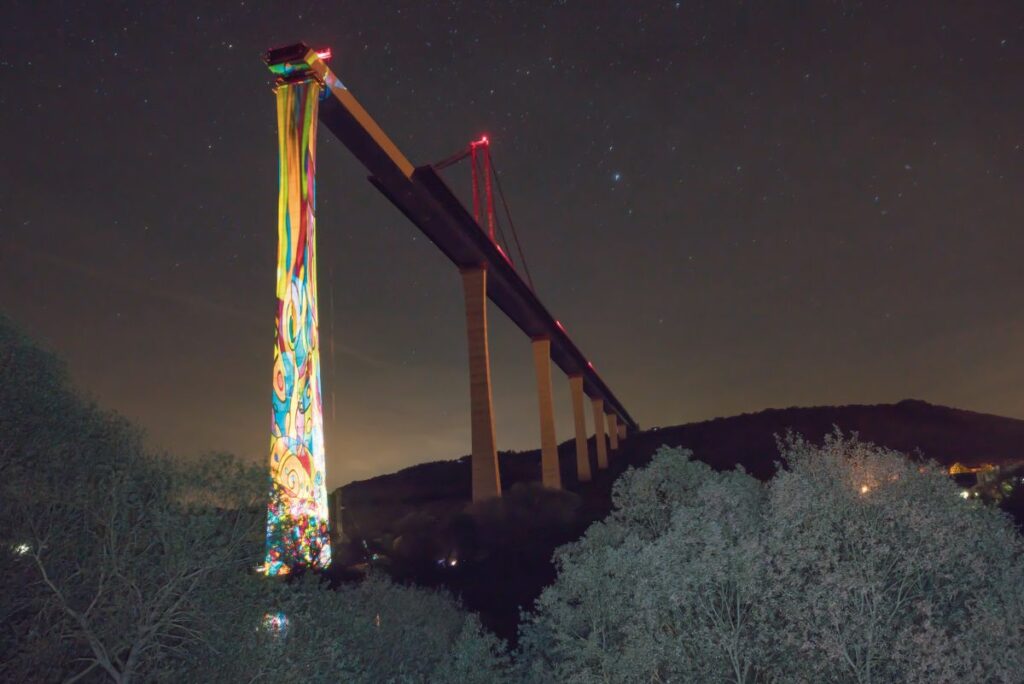 Hochmoselbrücke als Lichtkunstwerk