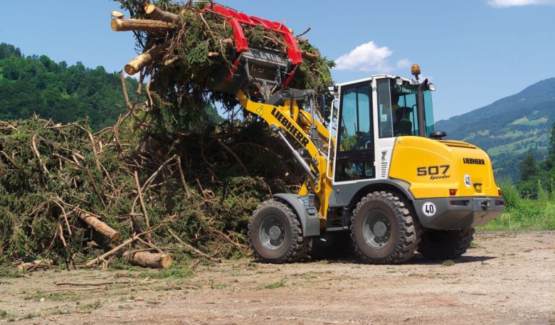 Liebherr Radlader mit Greifschaufel