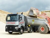 Renault C 440 Optitrack 4×4