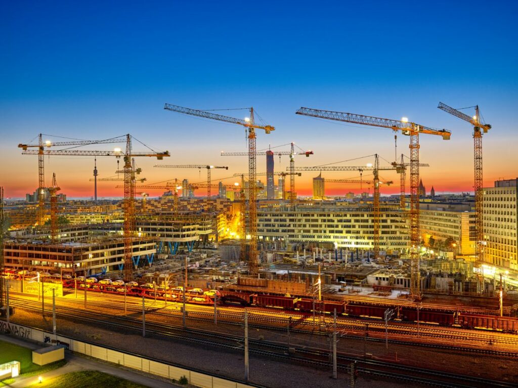 Liebherr Turmdrehkrane auf Austra Campus in Wien