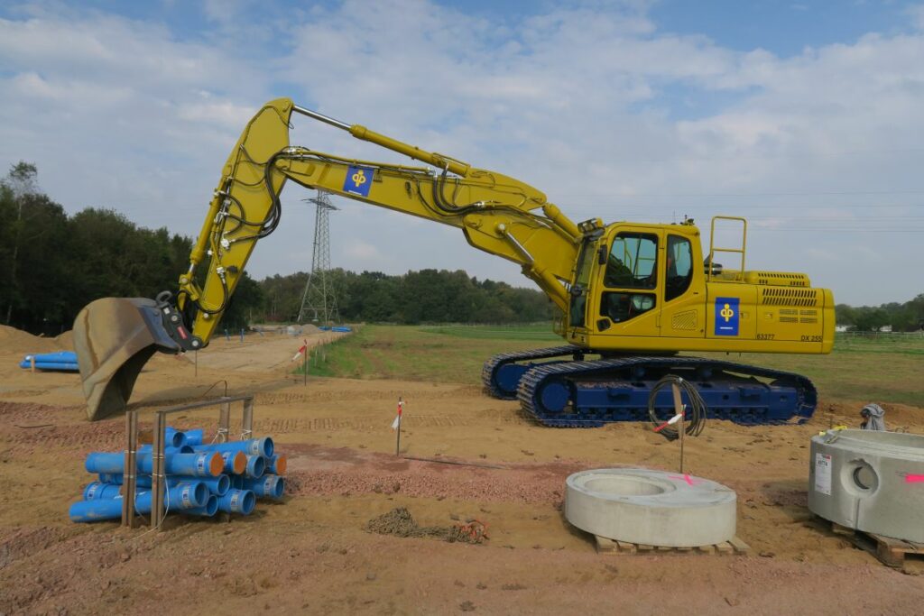 Doosan Raupenbagger DX255