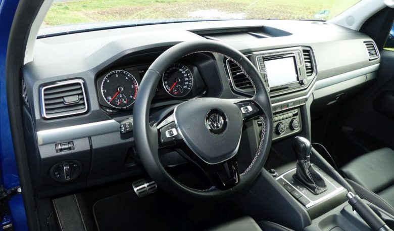 VW Amarok Doka Aventura 4x4 Edles Interieur