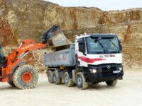 Renault C 440 8×4 All-you-need