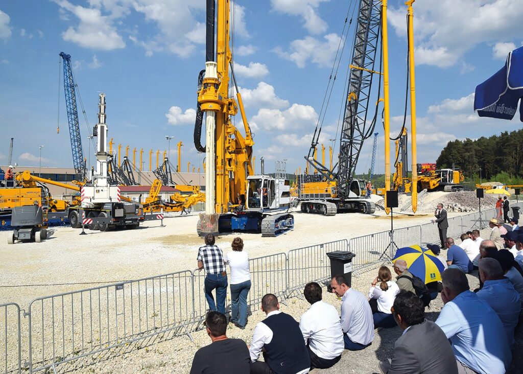 Live-Gerätevorführungen bei der Bauer-Hausmesse in Schrobenhausen