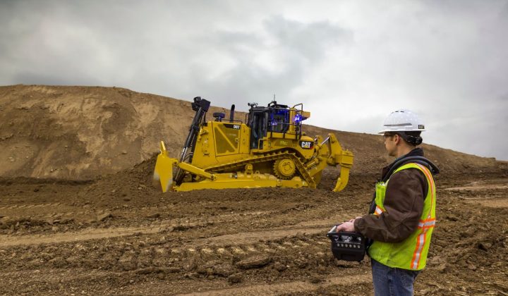 Caterpillar Dozer mit Fernsteuerung