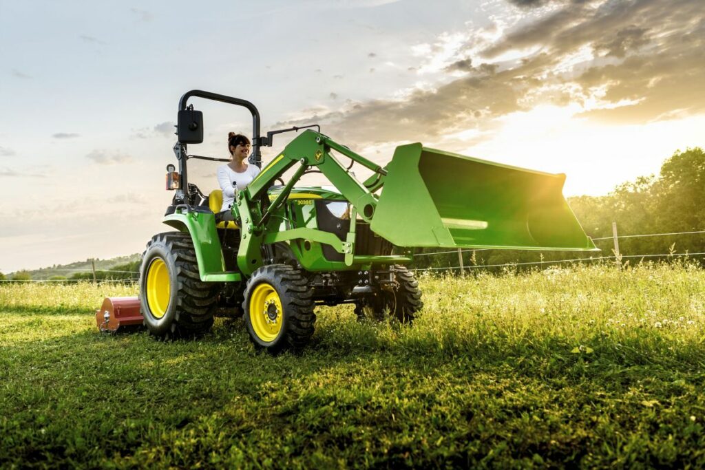 John Deere Kompakttraktor 3038E