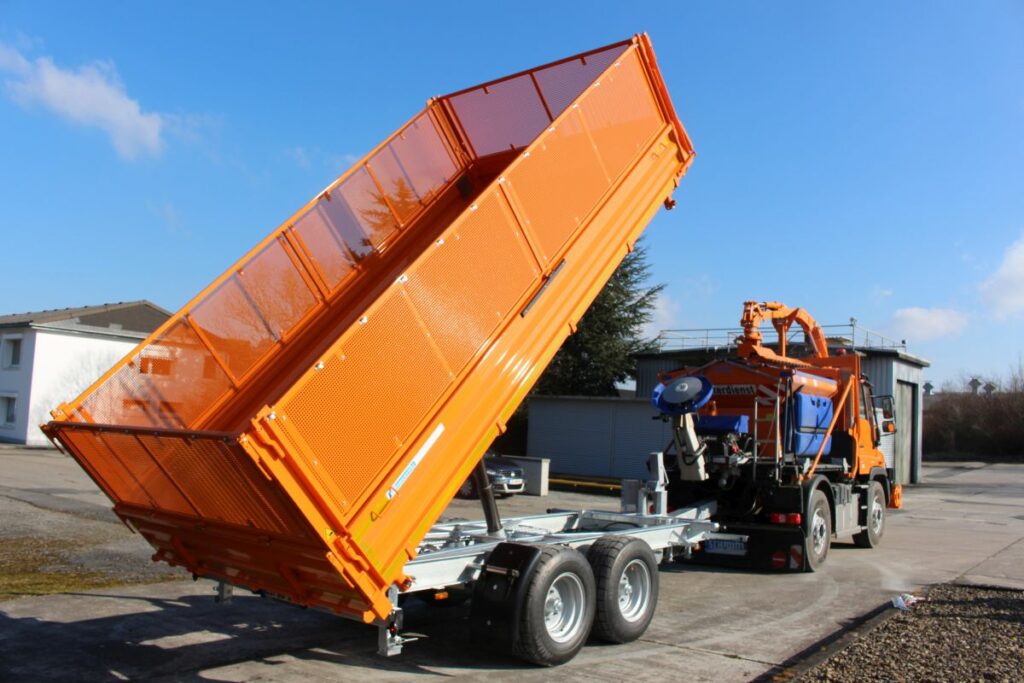 Unimog Kipper von Blomenröhr