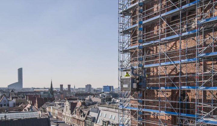 Renovierungsarbeit an der Breslauer Basilika