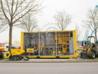 Mobiler Container mit allen Maschinen vor Ort