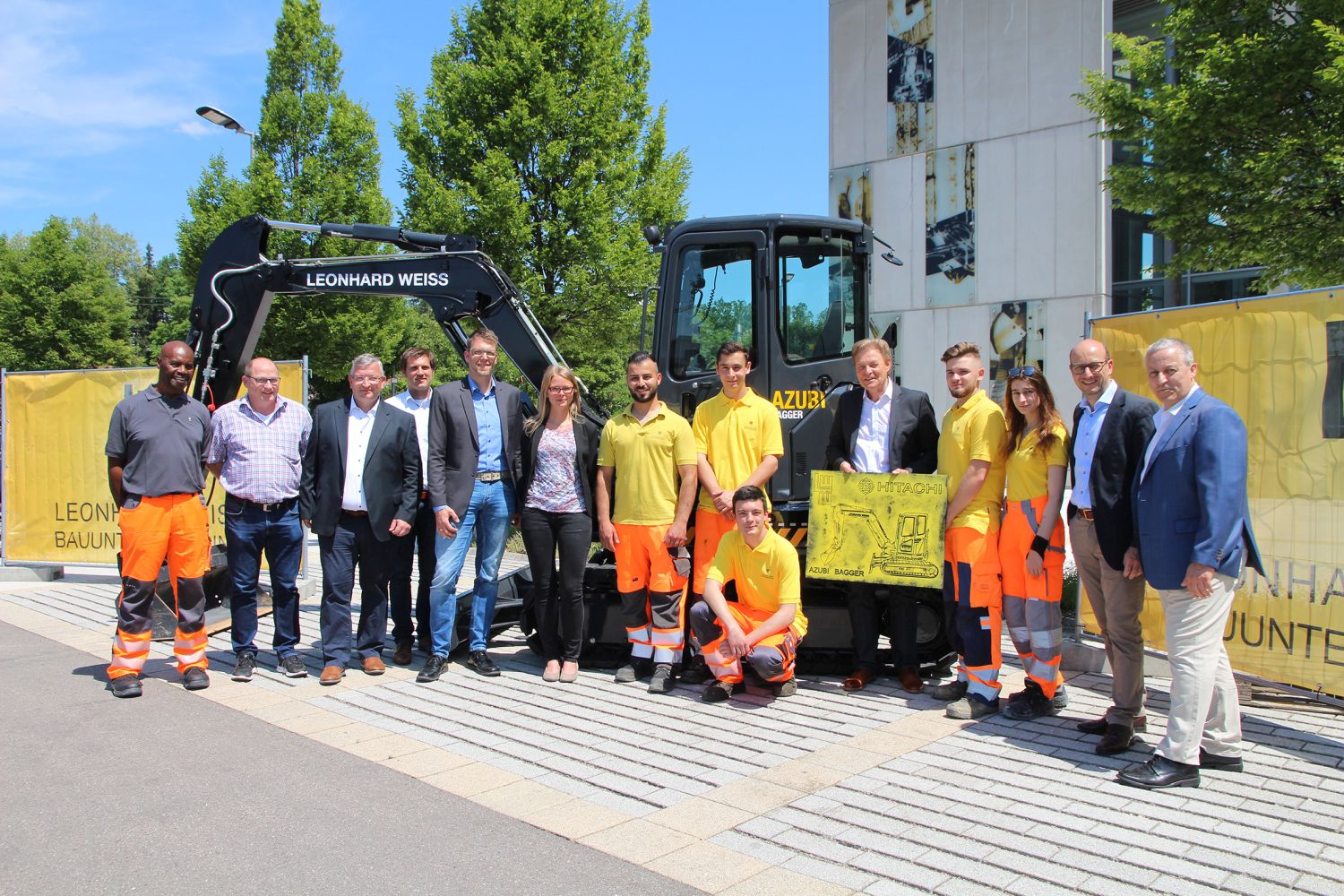 Azubi-Bagger für das Bauunternehmen Leonard Weiss von Yanmar