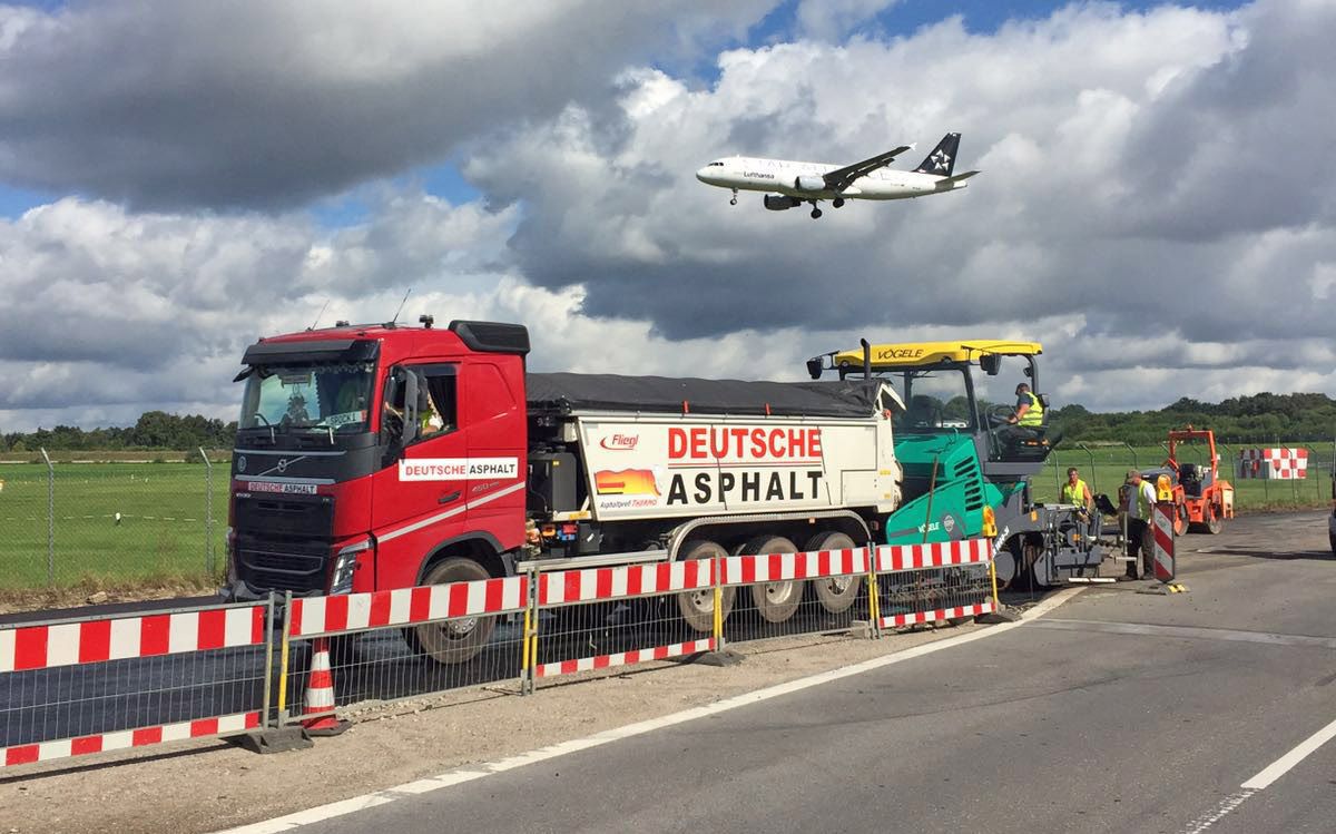 Thermofahrzeug mit Abschiebefunktion von Fliegl