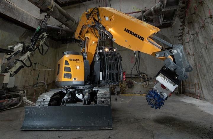 Liebherr Raupenbagger R 950