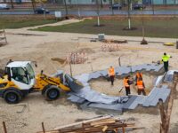 Kompaktlader im Schaugarten-Team