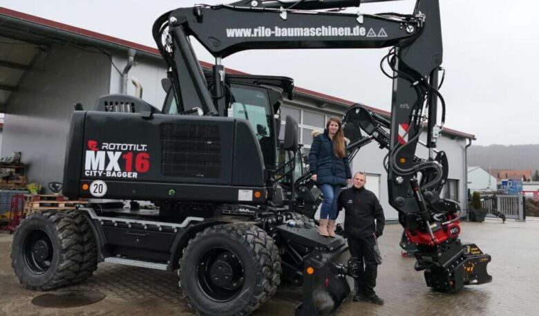 Einzigartige Bagger-Tiltrotator-Kombination