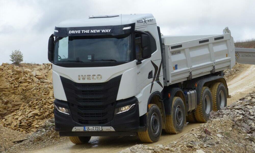 Iveco X-Way 8x4