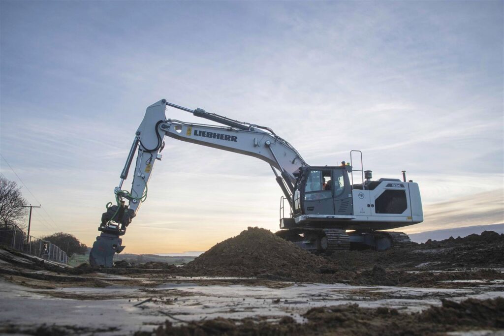 Liebherr Bagger mit Leica Maschinensteuerung