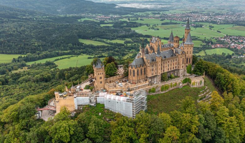 Systemgerüst freistehend angepasst