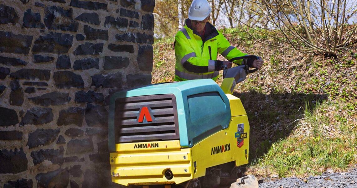 Ammann-Rüttelplatte APH 85/95 mit Drei-Wellen-Antrieb