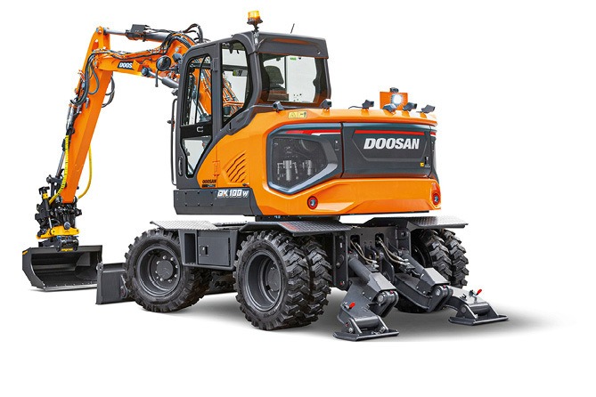 Doosan DX100W-7 Mobilbagger Heckansicht