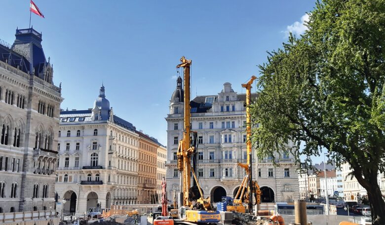 Bauer Spezialtiefbau sorgt für tiefste Bohrpfähle der Stadt