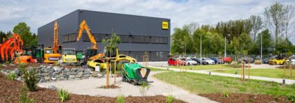 Süddeutsche Baumaschinen eröffnet Neubau in Kempten