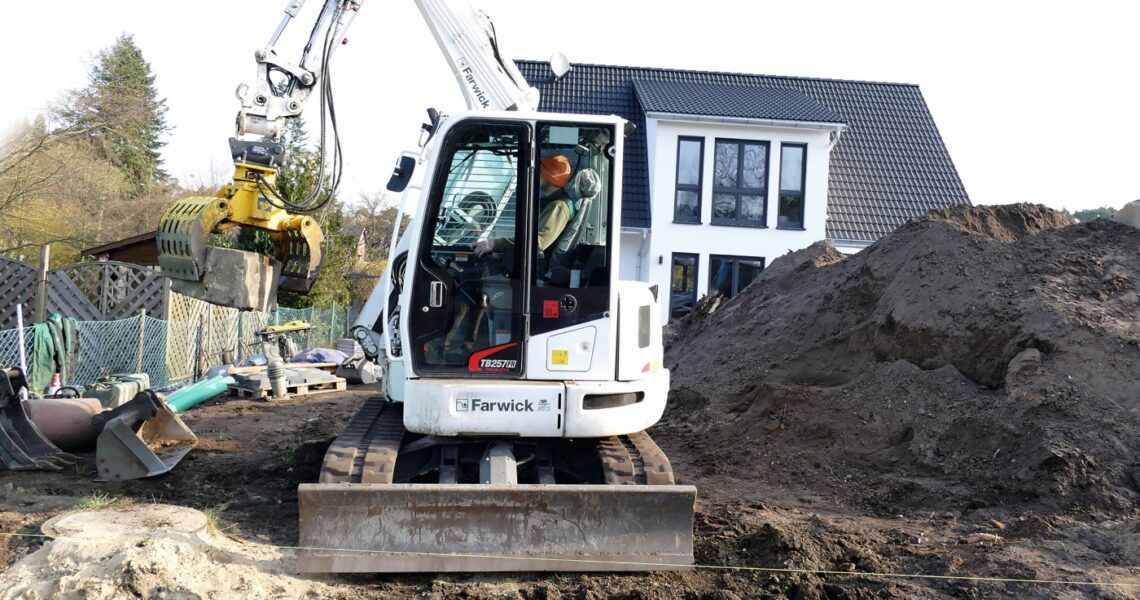 Takeuchi-Hüllkreisbagger TB 257 FR-WS