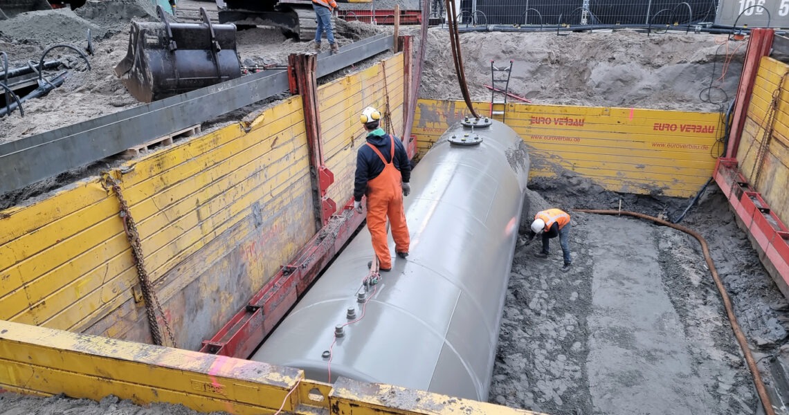 Einbau Stahltank in Boden mit strebenfreier Verbaulösung