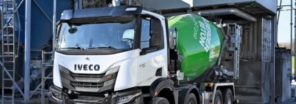 Iveco X-Way als Super Loader, prädestiniert für Fahrmischer-Einsatz