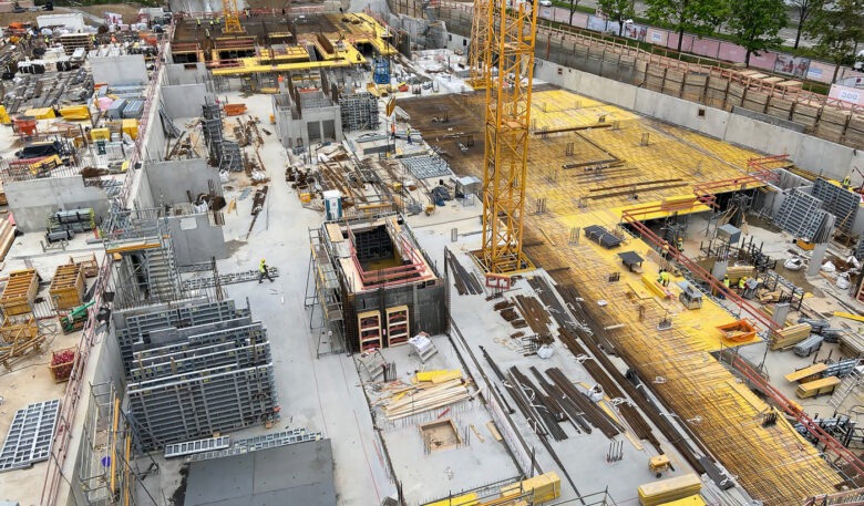 Hohe Materialeffizienz mit Onadek durch Frühausschalung