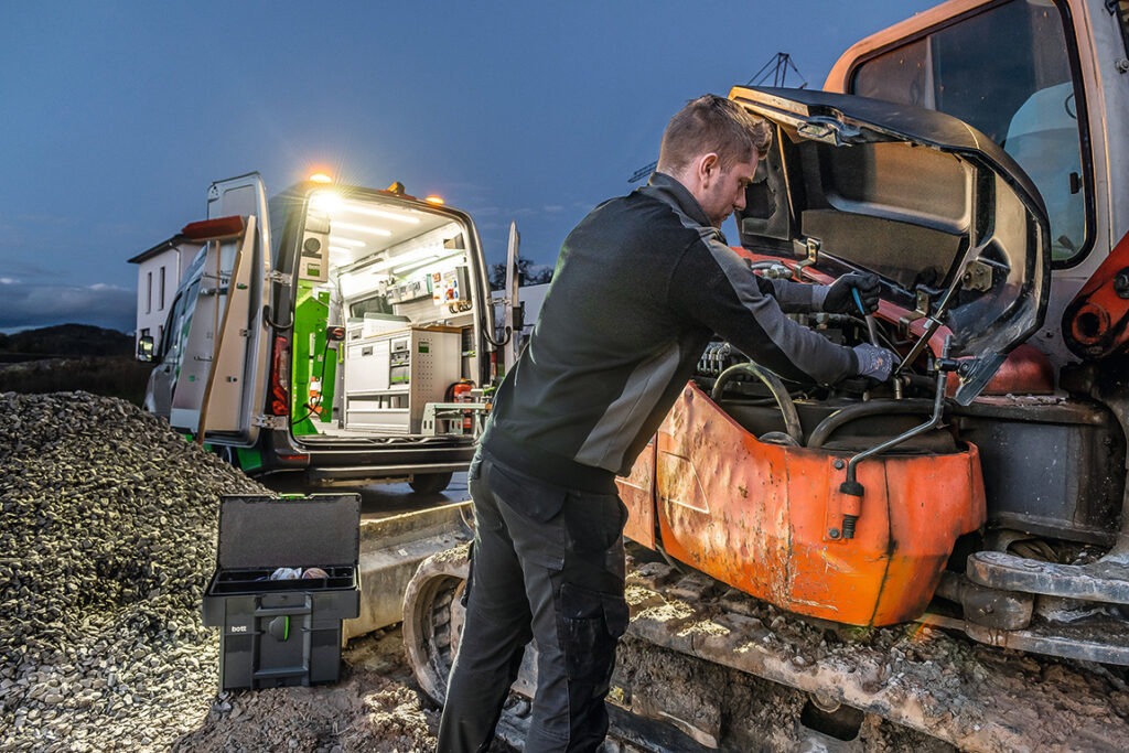 mobiles Servicefahrzeug für die Baumaschinenwartung von Bott