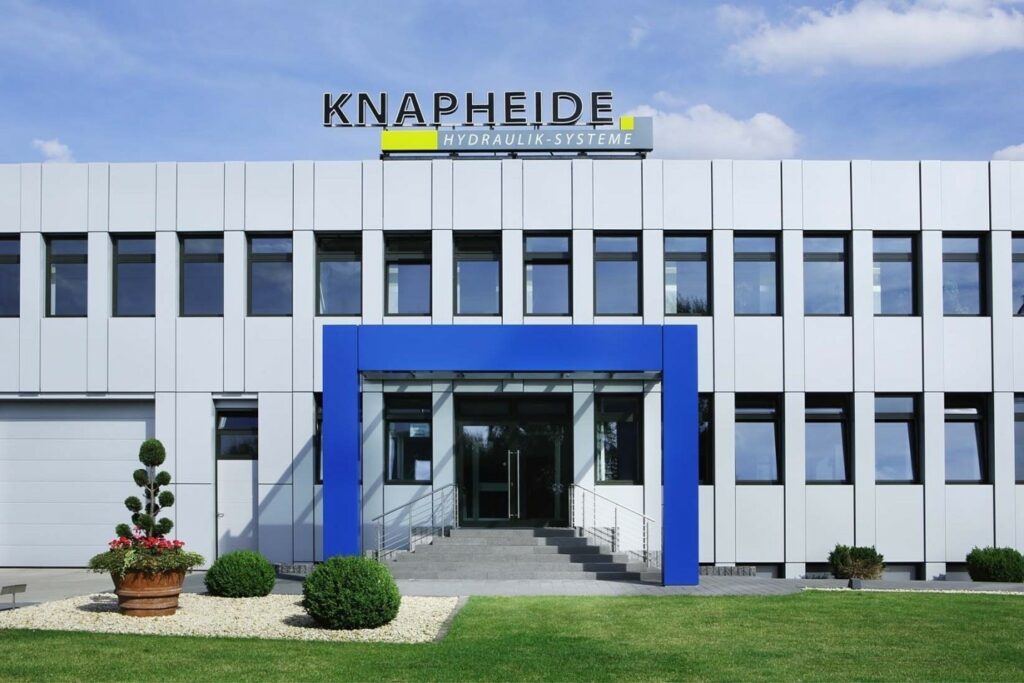 Knapheide, Zentrale