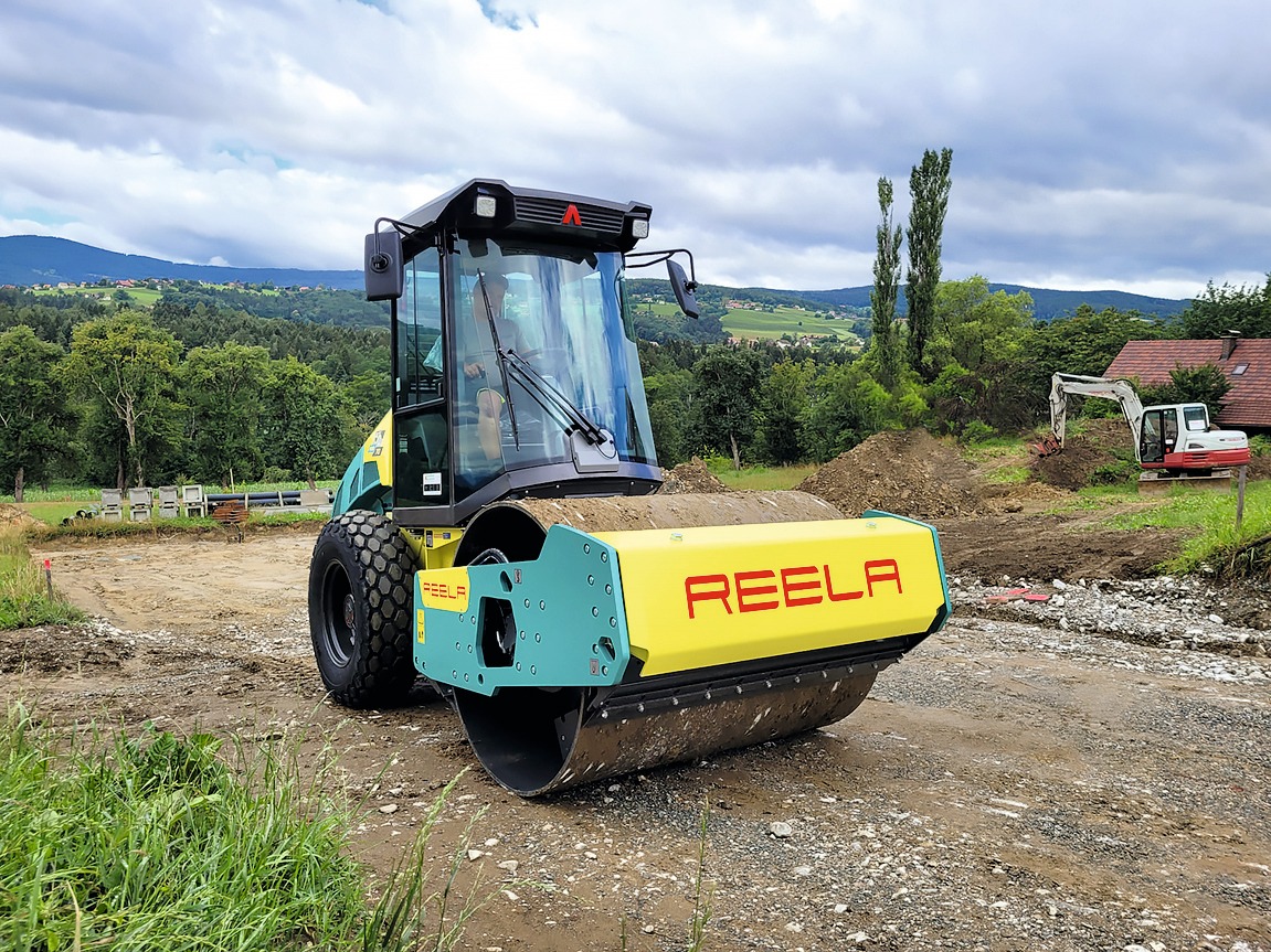Reela erweitert Maschinenpark - bd baumaschinendienst