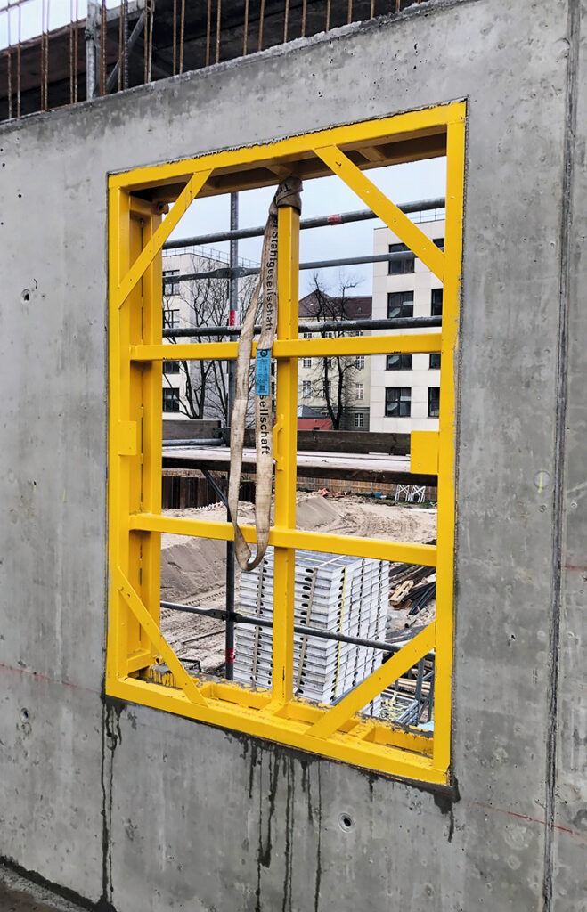 Stahlaussparung für den Bau von Fenstern