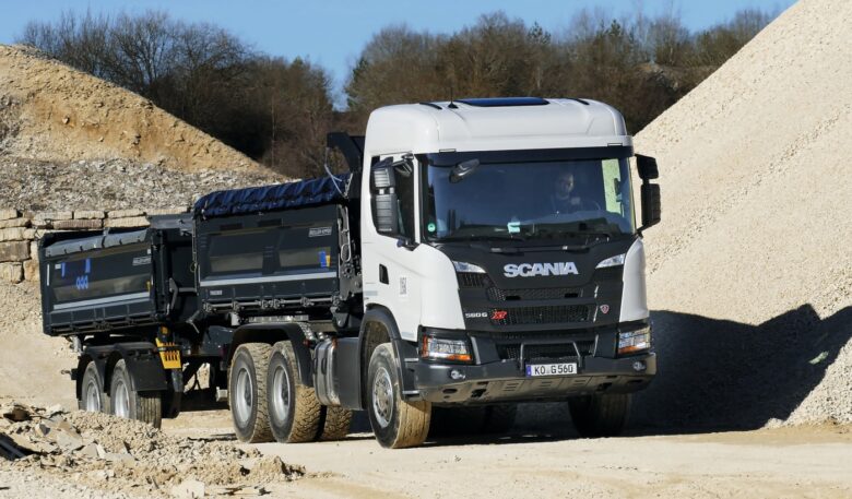 Fahrbericht: Scania 560 G 6×4 XT mit Meiller-Zentralachskipper