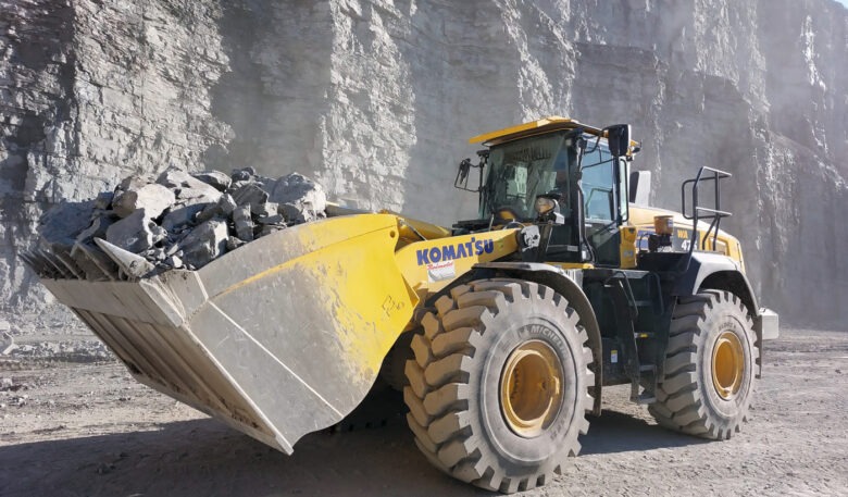 Reimold-Schotterwerk setzt auf Komatsu-Radlader WA475-10