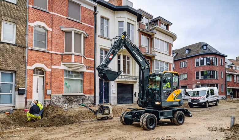 Hyundai modernisiert Midi-Mobil- und Raupenbagger