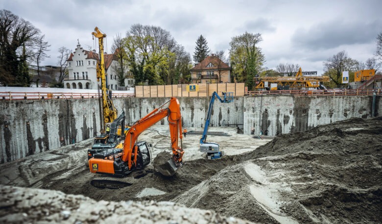 Bauer-Teams erledigen Rückbau und Tiefbau mit Geothermie