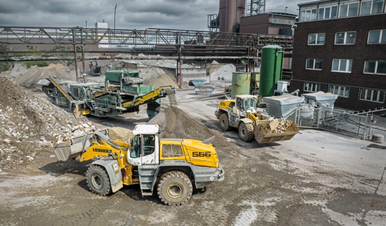 Xpower-Radlader von Liebherr überzeugen bei Dömkes