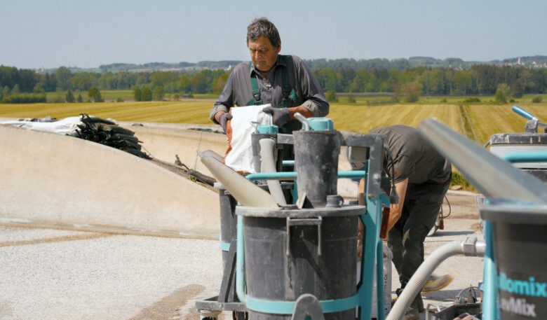 Maschinenring saniert Betonsilo mit Mischern von Collomis