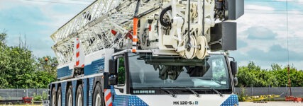 Wendiger Fünfachser mit neuem Display