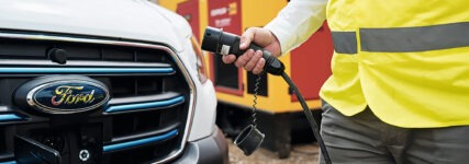 Mobile Straßenbaustellen elektrifizieren