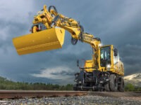 Atlas 235RR für Straße und Schiene bestens gerüstet