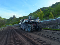 Wirtgen Rock Crusher bricht und mischt und siebt Packlagen vor Ort